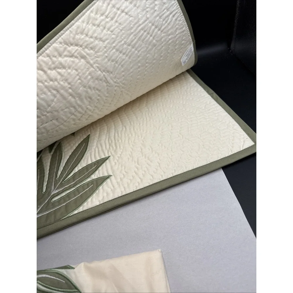 Set Of 4 Place Mats, 4 Napkins DBI-Hawaii ULU NUI Collection EXCELLENT